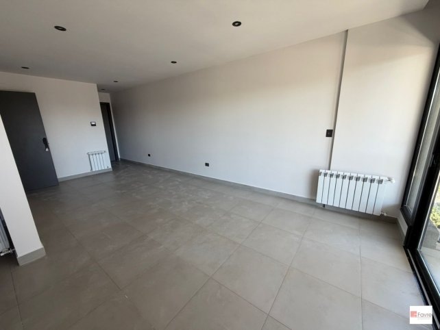 Depto 2 dorm, 93m² a estrenar con cochera — Sarmiento 977