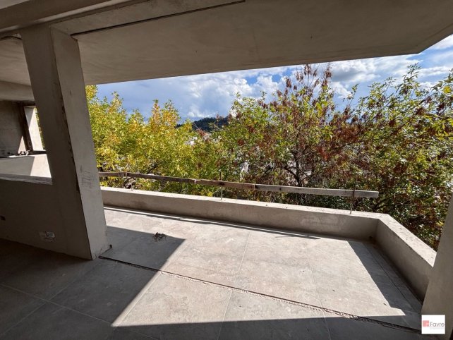 Depto 2 dorm, 95m² con cochera y balcón — Av. Bolivar