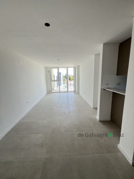 Depto 2 dorm, 78m² con cochera — Avellaneda 1425