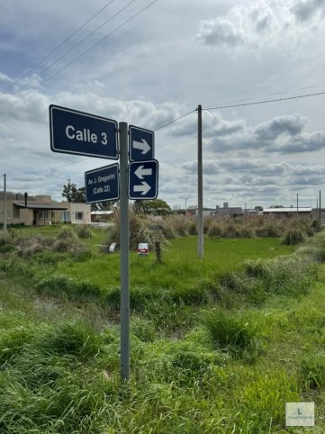 Lote en venta, 1169m² en esquina — Calle 3 esq Calle Av. J. Gregorini