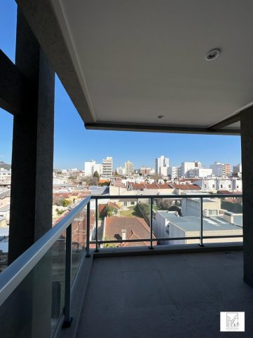 Depto 2 dorm, 96m² a estrenar con cochera — Paz 341