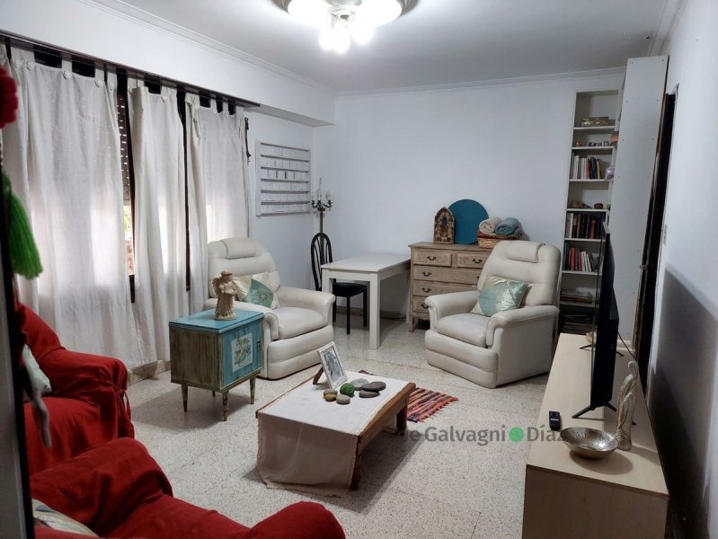 Depto 3 dorm, 300m² en venta — Montevideo 201