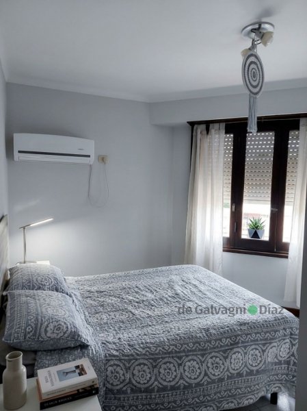 Depto 3 dorm, 300m² en venta — Montevideo 201