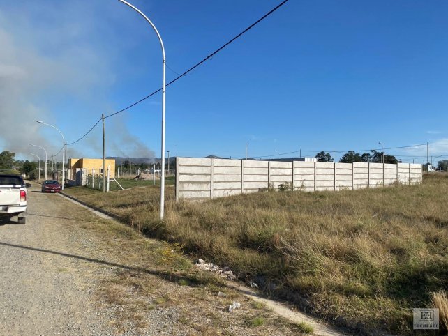 Lote en venta 450m² en Hipódromo, listo para escriturar