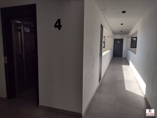 Depto 2 dorm, 86m² con cochera — Uriburu 1000