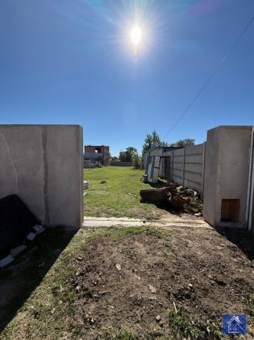 Lote en Venta 450 m² — Nigro 1800