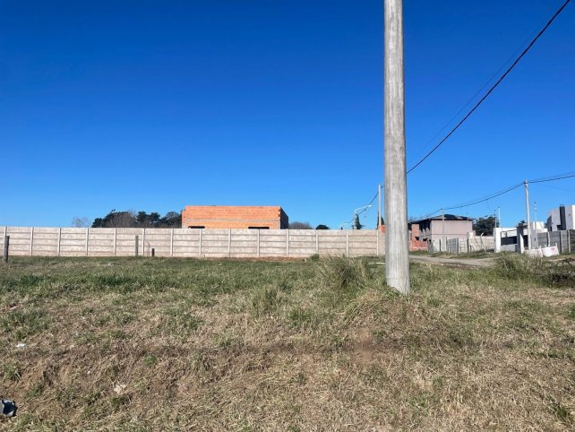 Lote en Venta en Laprida entre Entre Rios y Corrientes