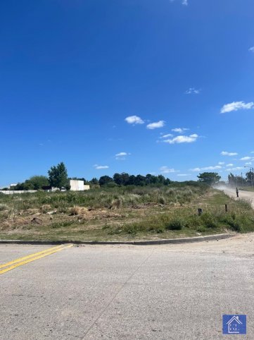 Lote en PH de 400 m² en Americo Reynoso y Entre Rios