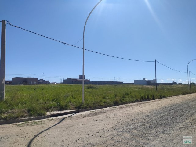 Lote en Venta 15x29m en Chapaleofu y Cuba