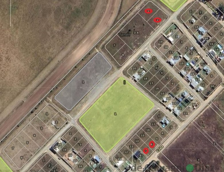 Lote en venta 387m² con servicios — Cuba y San Francisco
