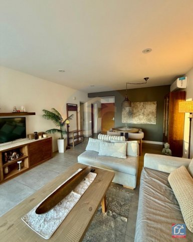 Depto 2 dorm, 84m² con cochera — Calle Maipu