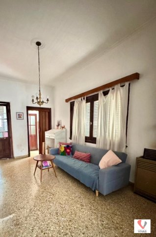 Casa en venta Alberdi 600, 150m², 3 dorm, 2 baños, gran lote verde