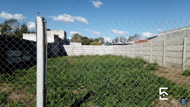 Lote en Venta Azucena 800, 250m² sobre asfalto