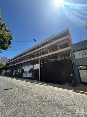 Depto 2 dorm, 1 baño en edificio con pileta — Rodriguez 0