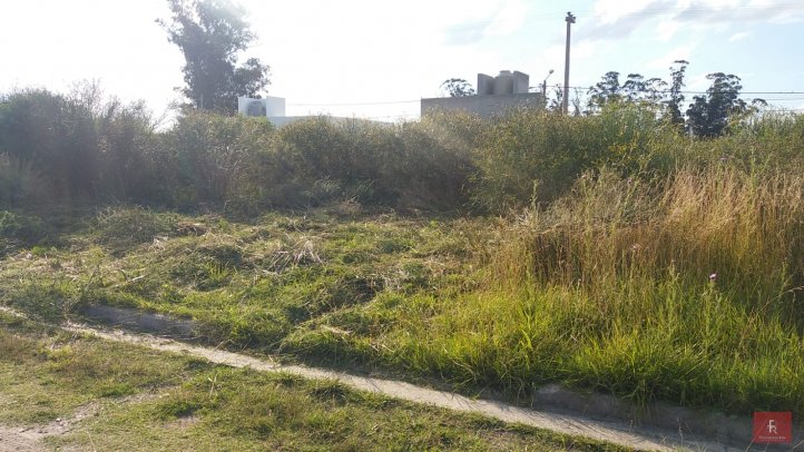 Lote en venta 158m² en Barrio Universitario III