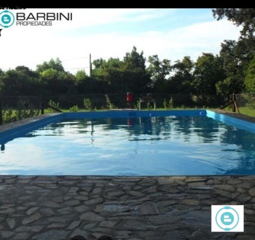 MANZANA apta subdivisión LA RURAL. Casa quinta