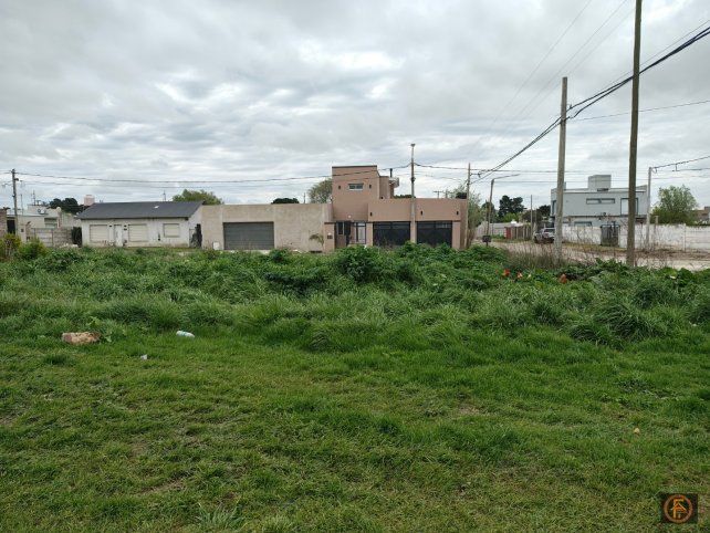 Lote en Venta en Santiago del Estero y Vicente Lopez