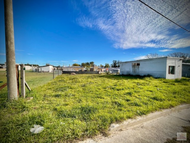 Lote en venta de 465m² en P de los Abuelos - Barrio docente