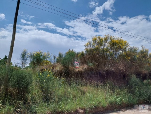 Lote en Venta 10x40 mts, Santa Cruz 2300