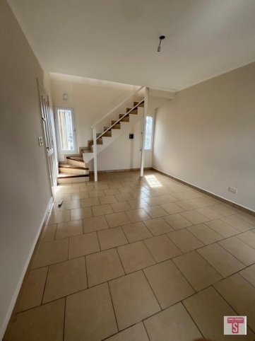 Depto 1 dorm, 67m² en primer piso — Sarmiento 1153