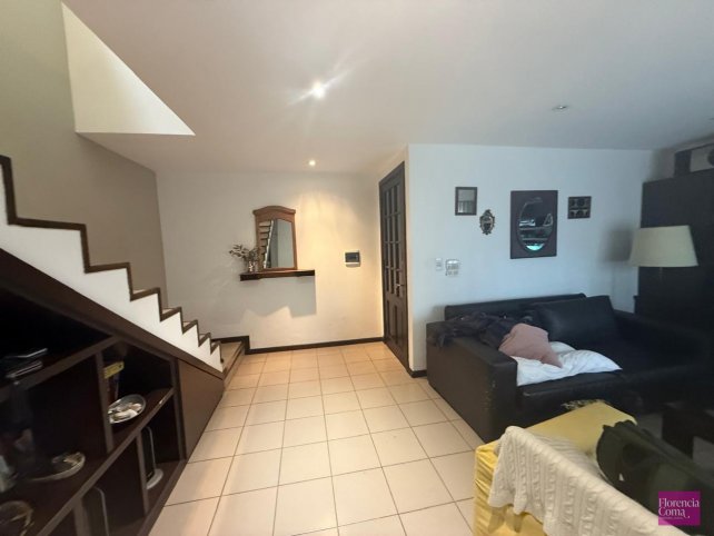 Casa 3 dorm, 253m² con pileta y quincho — Callao