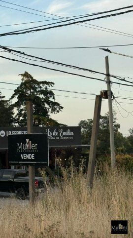 Lote en venta en esquina Linstow y Aristegui