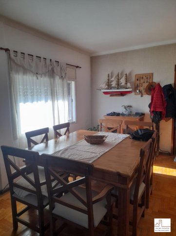 Depto 3 dorm, 90m² con cochera — Constitución