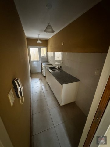 Depto 2 dorm, 71m² en planta baja con garage — Machado 93