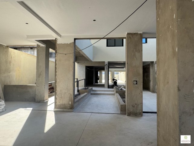 Depto 3 amb, 86m² con cochera — Uriburu