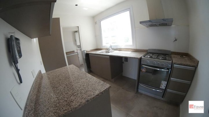 Depto 2 dorm, 90m² con cochera y balcón — 25 de Mayo