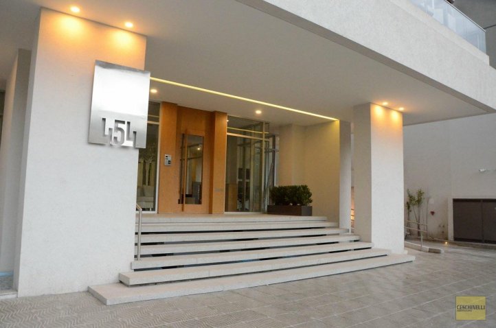 Depto 3 amb, 114m² en Chacabuco 454 con cochera y piscina