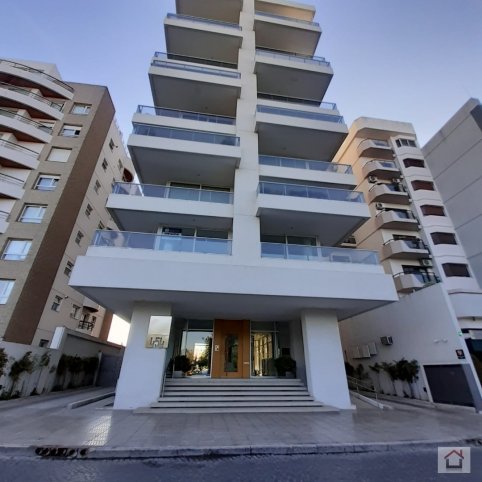 Depto 2 dorm, 114m² con cochera — Chacabuco 454