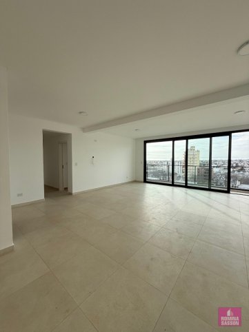 Depto 2 dorm, 120m² a estrenar con cochera y piscina — Paz 571