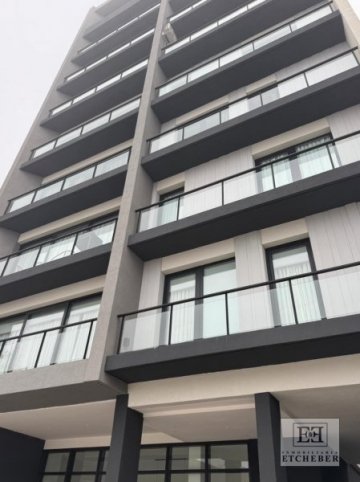 Depto 2 dorm, 126m² con cochera y pileta — Centro