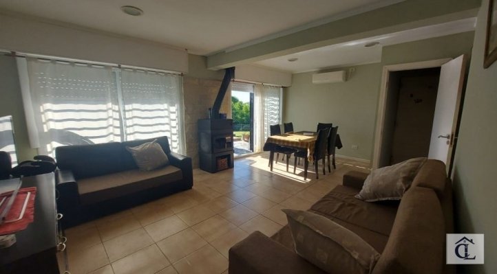Casa 3 dorm, 109m² en Villa del Lago con pileta