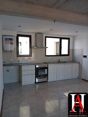 Depto 2 dorm, 70m² con cochera — Alsina 1387