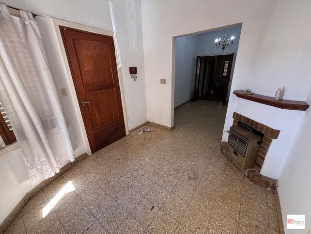 Casa en venta Garibaldi 161, 90m², 2 dorm, 2 baños, garaje