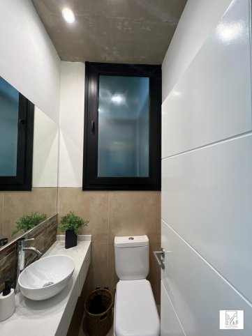 Depto 2 dorm, 120m² con cochera y pileta — Paz 1287