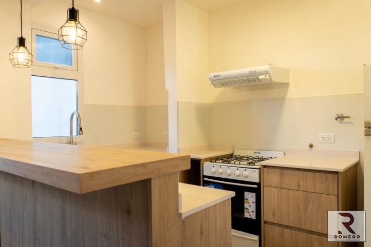 Depto en Venta 1 dorm, 65m², reciclado, con patio y parrilla