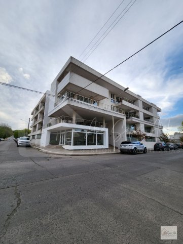 Depto en Venta 1 dorm, 63m² en 2do piso con balcón y parrilla