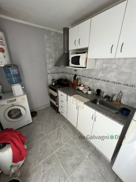Depto 2 dorm, 60m² en Uriburu 549, con cochera