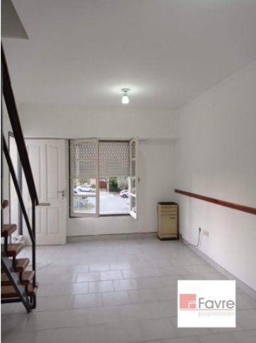Depto 2 dorm, 56m² en Viamonte y Ezeiza — Parque Calvario