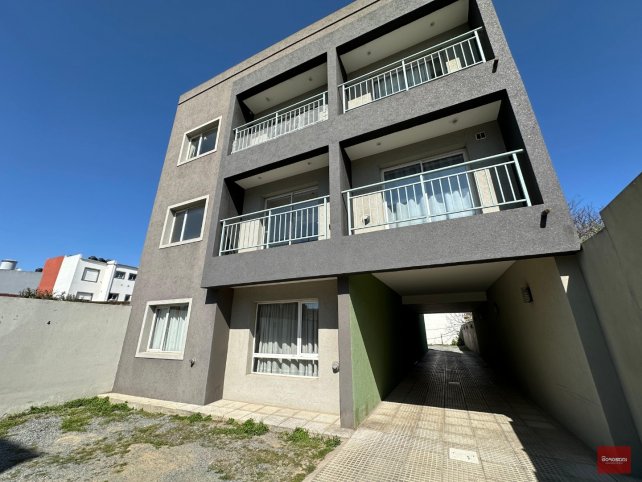 Depto 1 dorm en Chacabuco 1550 — Primer piso