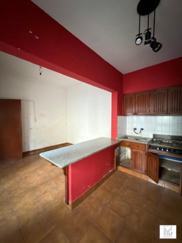 Casa 4 dorm, 120m² con cochera — San Martin