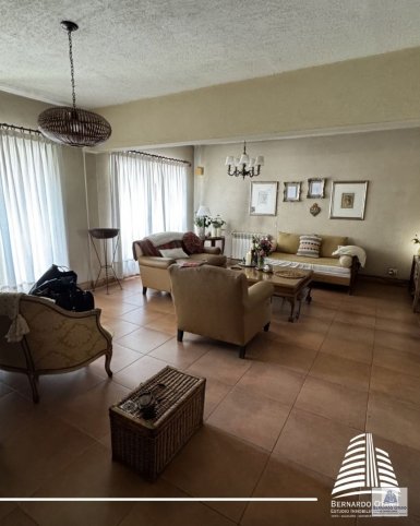 Depto duplex 3 dorm, 130m² con balcón y cochera — Sarmiento 1651
