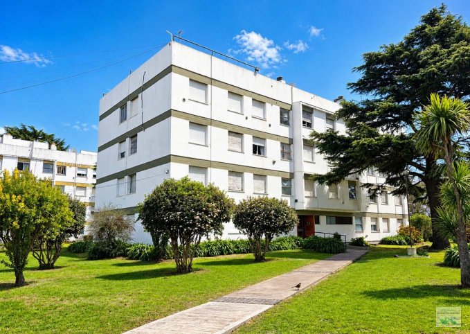 Depto en Venta 3 dorm, 1 baño — Maipú al 1100