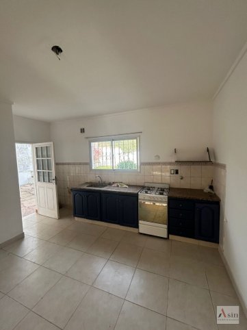 Depto 2 dorm, 81m² con cochera — Mitre 107