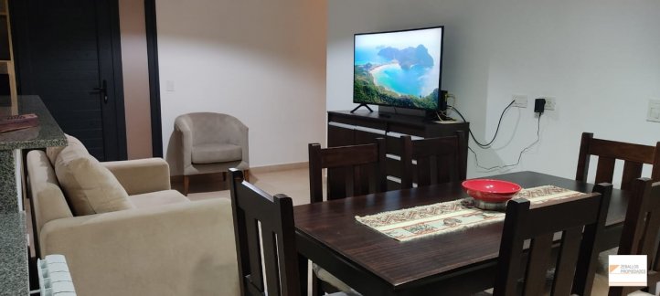 Depto en primer piso, 60m², 2 dorm, 1 baño — Garibaldi y Alberdi