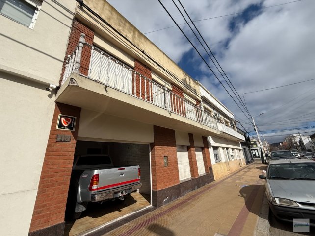 Casa 3 dorm, 160m² en Garibaldi al 600