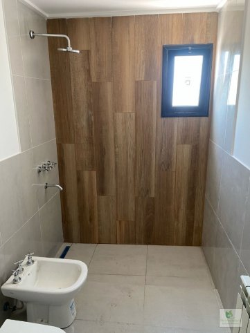 Departamento de 1° calidad en Constitución 1000, 60m², 1 baño, cochera